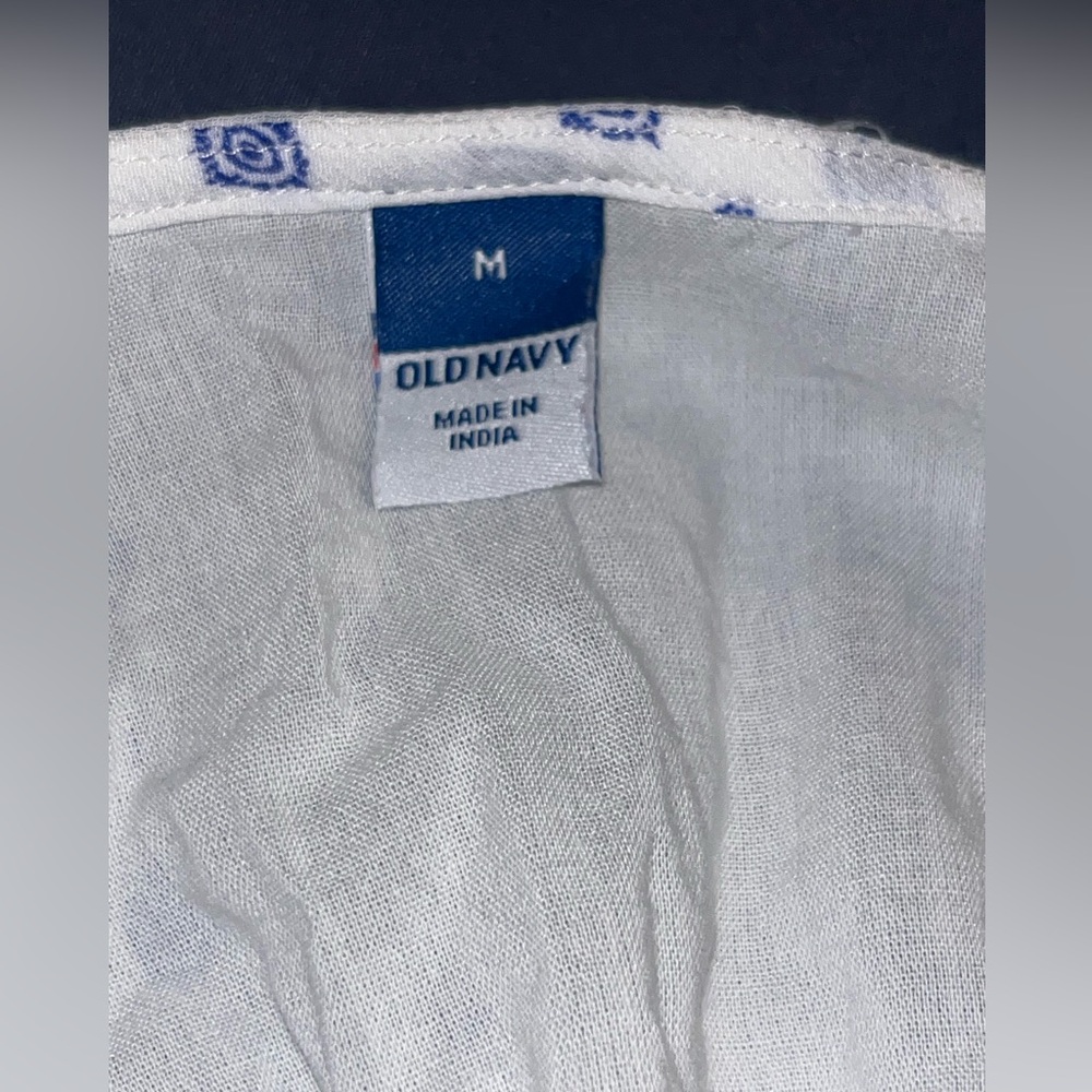 LIKE NEW Waist-Defined Printed Dolman-Sleeve Top - White Geo - Sz Medium - Picture 5 of 10